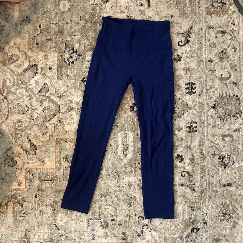Authentic navy blue Lululemon leggings.